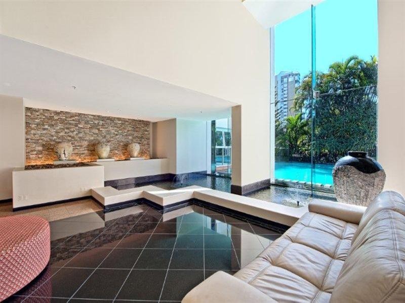1 Peak Avenue, Main Beach QLD 4217