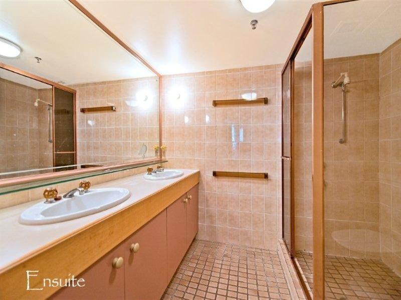 3554 Main Beach Parade, Main Beach QLD 4217