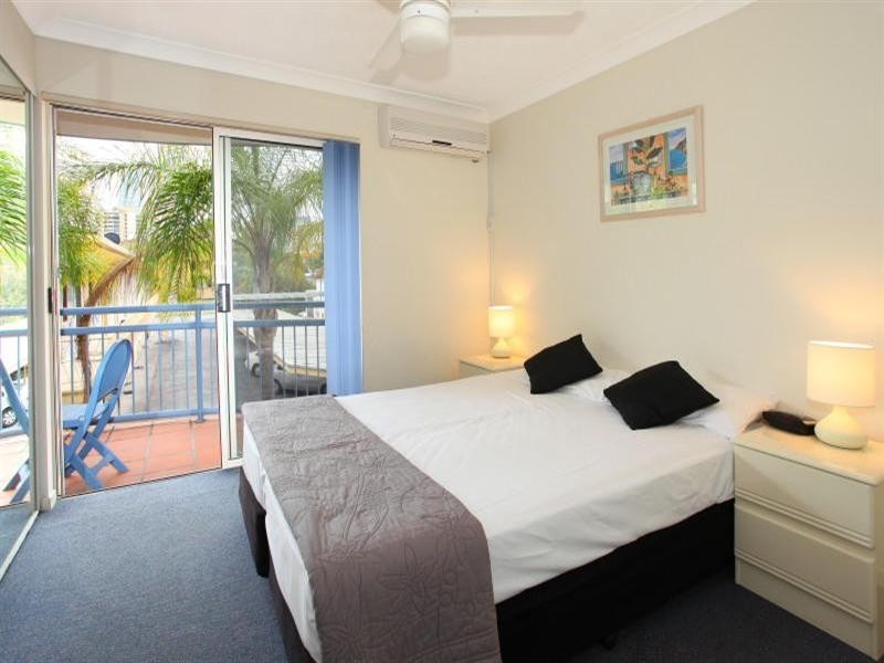 7 Monte Carlo Avenue, Surfers Paradise QLD 4217