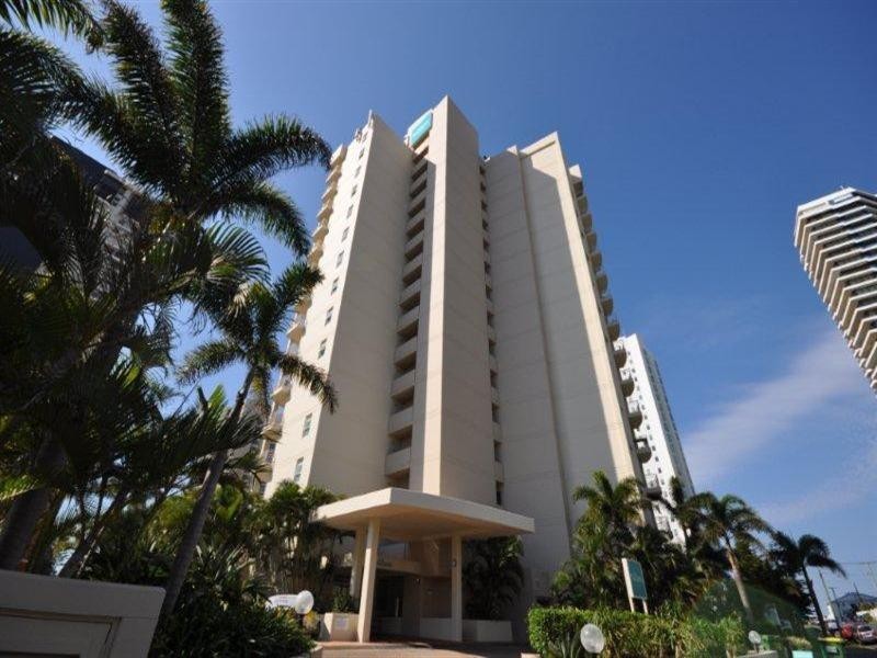 52 Pacific Street, Main Beach QLD 4217