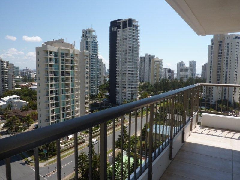 3554 Main Beach Parade, Main Beach QLD 4217