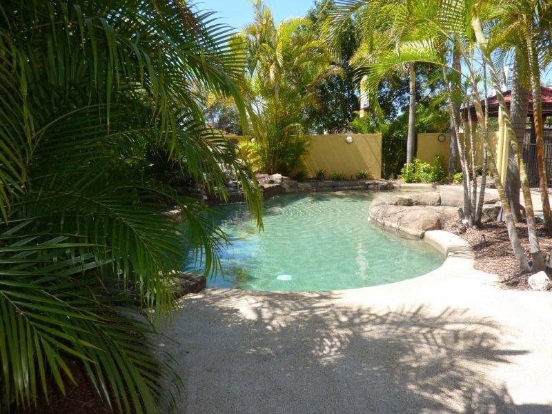 10 Bath Street, Labrador QLD 4215