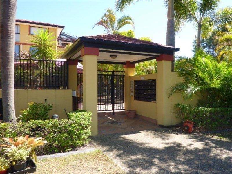 10 Bath Street, Labrador QLD 4215