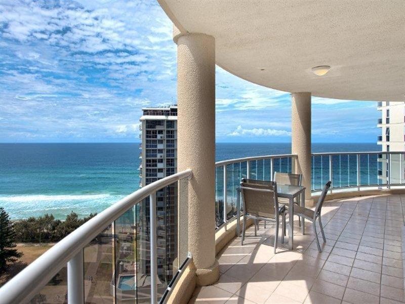 59 Pacific Street, Main Beach QLD 4217