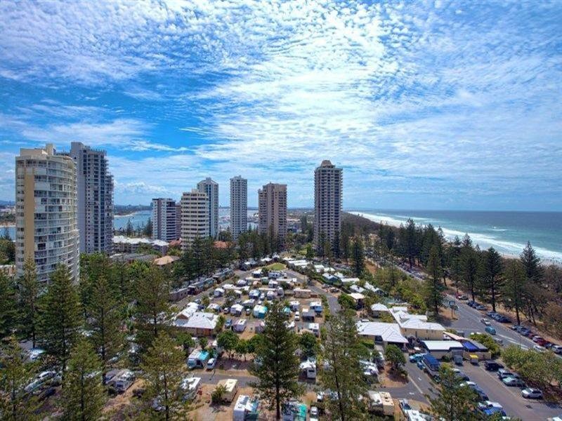 59 Pacific Street, Main Beach QLD 4217