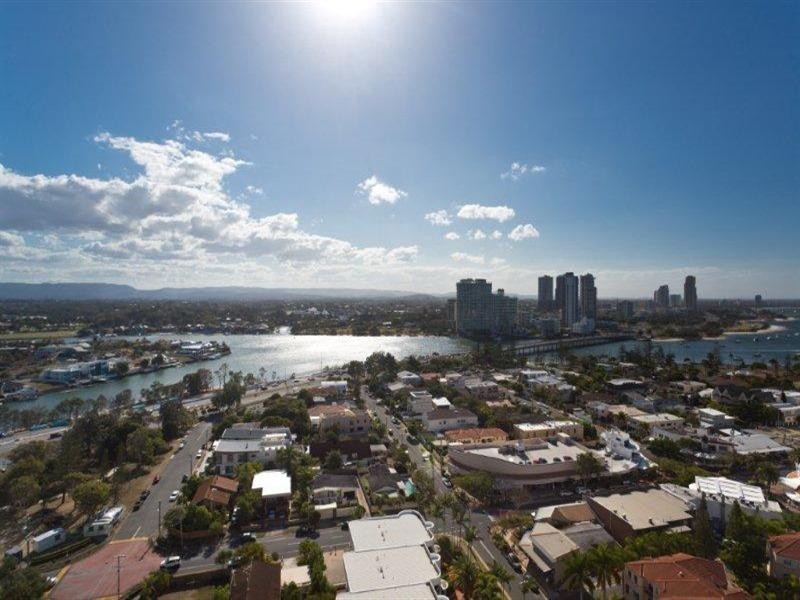 20 Cronin Avenue, Main Beach QLD 4217