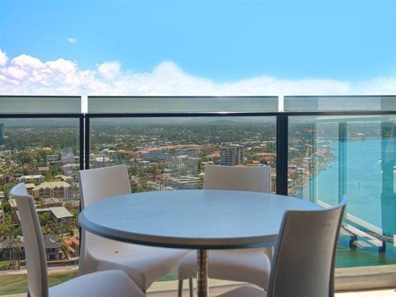 9 Ferny Avenue, Surfers Paradise QLD 4217