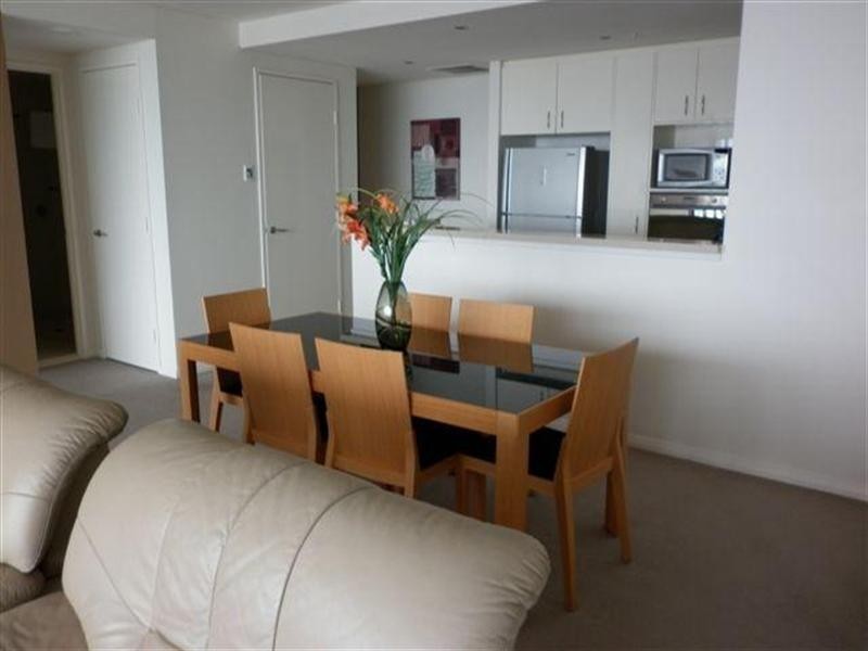 1 Como Cresent, Southport QLD 4215