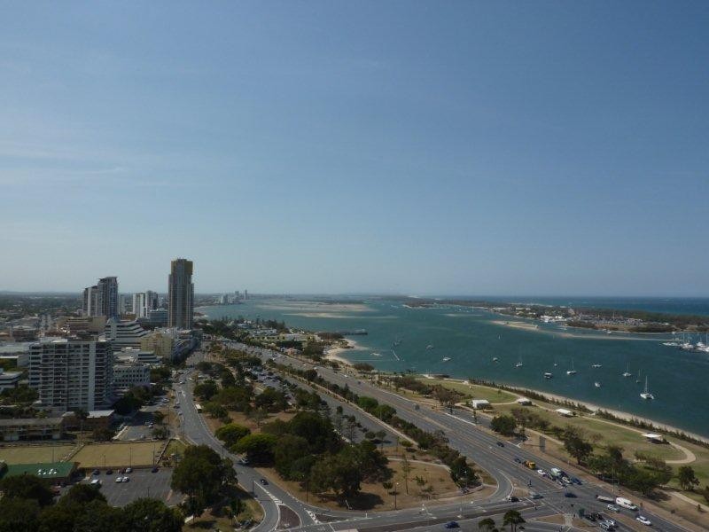 1 Como Cresent, Southport QLD 4215