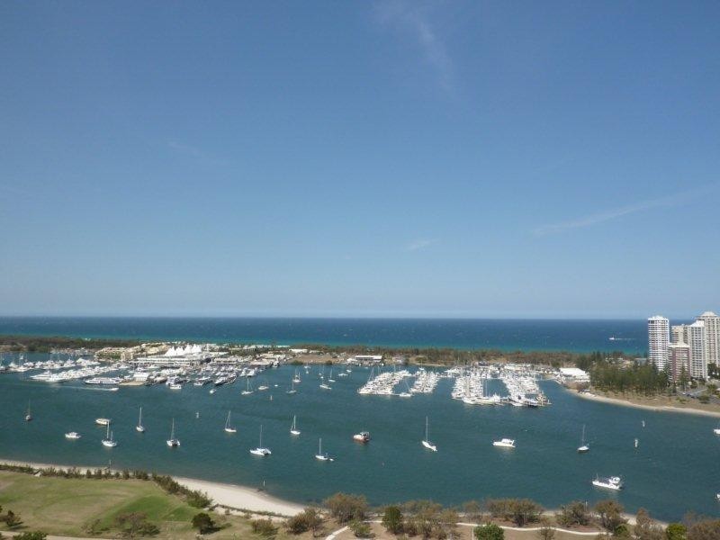 1 Como Cresent, Southport QLD 4215