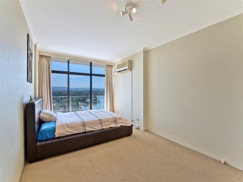 33 Thornton Street, Surfers Paradise QLD 4217