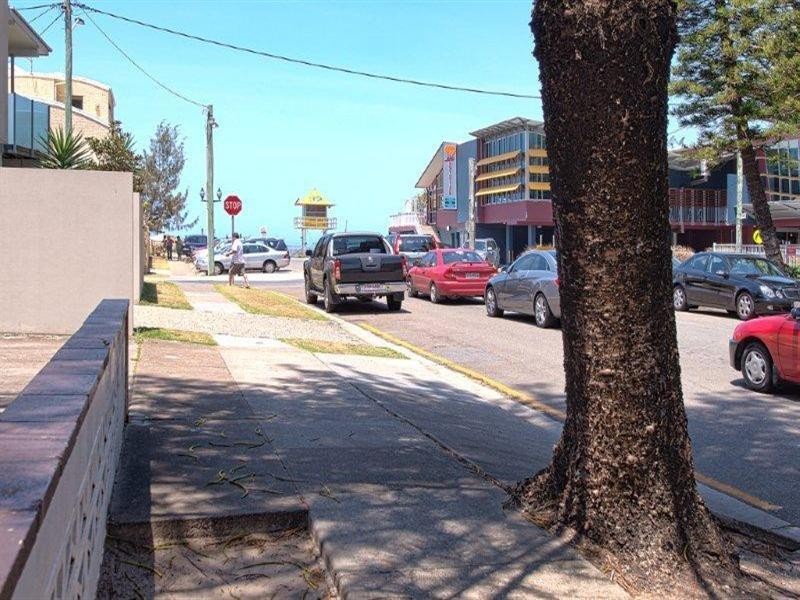 9 Thornton Street, Surfers Paradise QLD 4217