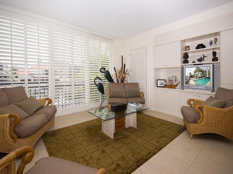 29 Norseman Court, Surfers Paradise QLD 4217