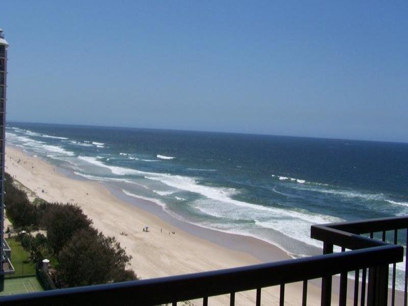 Main Beach QLD 4217