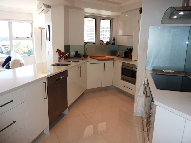 12 Commodore Drive, Surfers Paradise QLD 4217