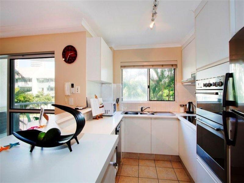 1 Cronin Avenue, Main Beach QLD 4217