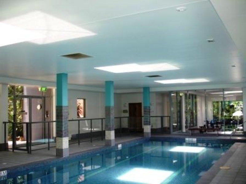 3 Como Crescent, Southport QLD 4215