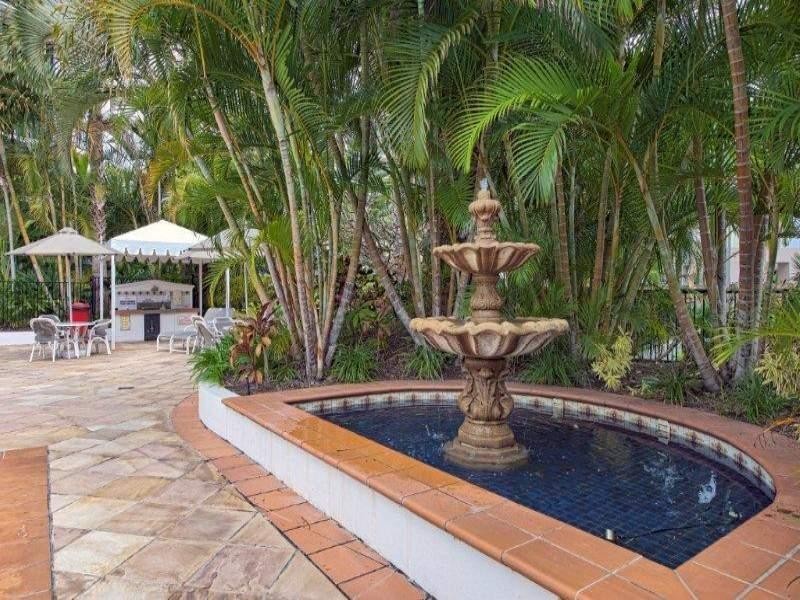 9 Beach Parade, Surfers Paradise QLD 4217