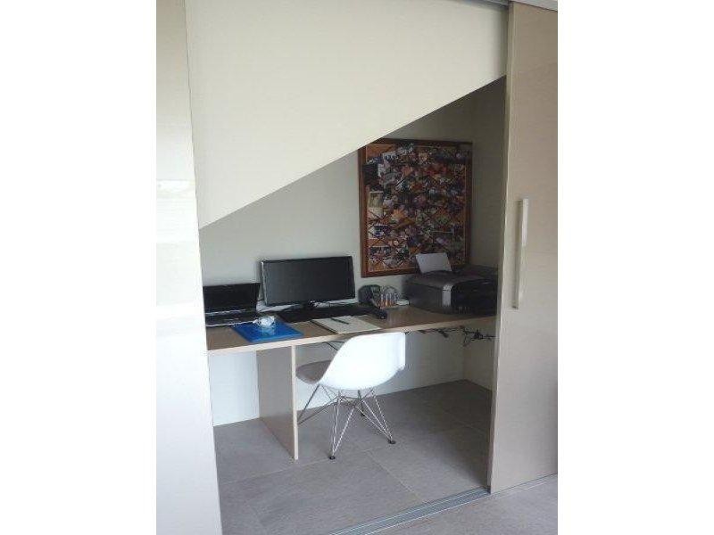 12 Oak Avenue, Surfers Paradise QLD 4217