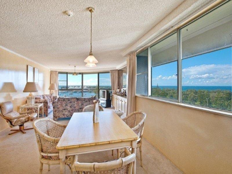 18 Macarthur Parade, Main Beach QLD 4217