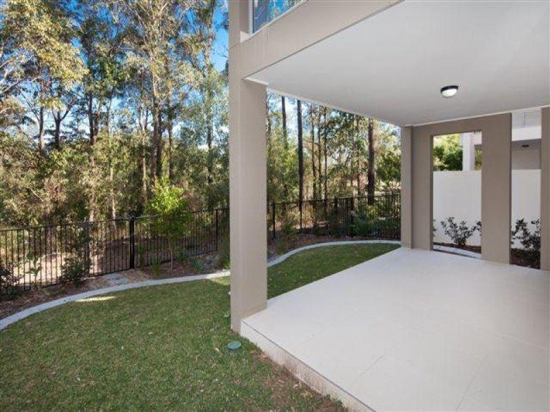 5 and 9 Tashey Court, Bundall QLD 4217