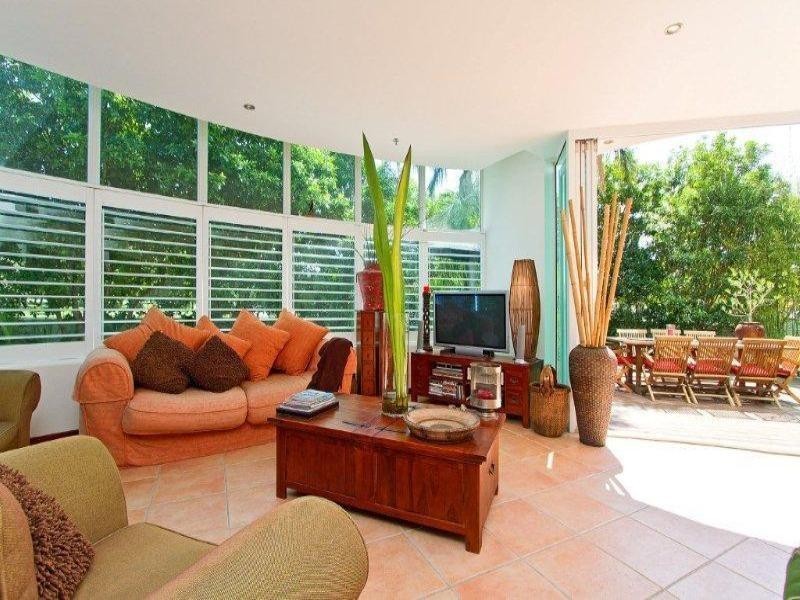 3 Tedder Avenue, Main Beach QLD 4217