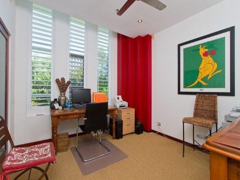 3 Tedder Avenue, Main Beach QLD 4217