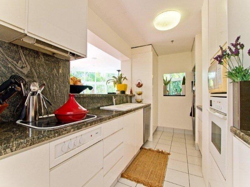 3 Tedder Avenue, Main Beach QLD 4217