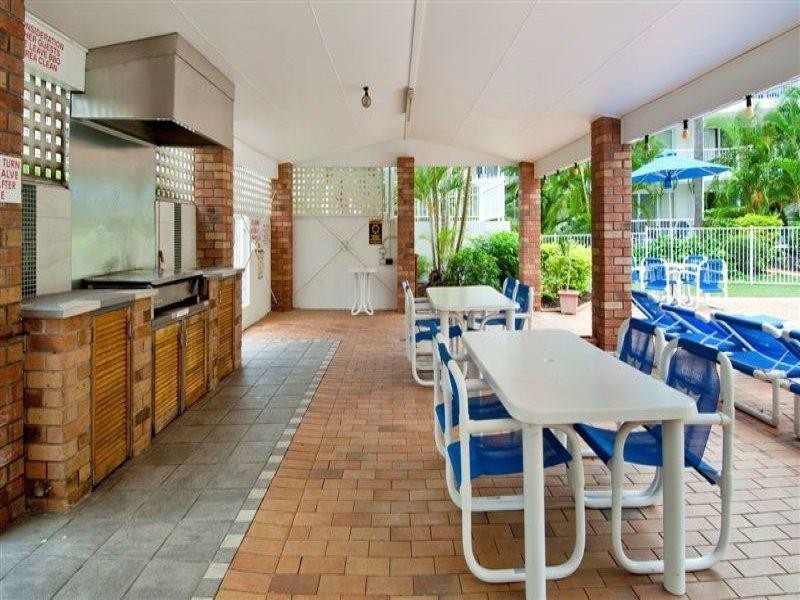 1 Cronin Avenue, Main Beach QLD 4217