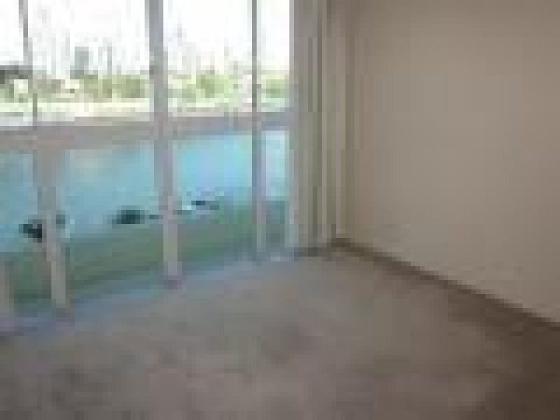 75 Brighton Parade, Southport QLD 4215