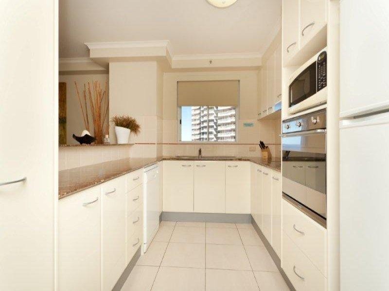 1 Hughes Avenue, Main Beach QLD 4217