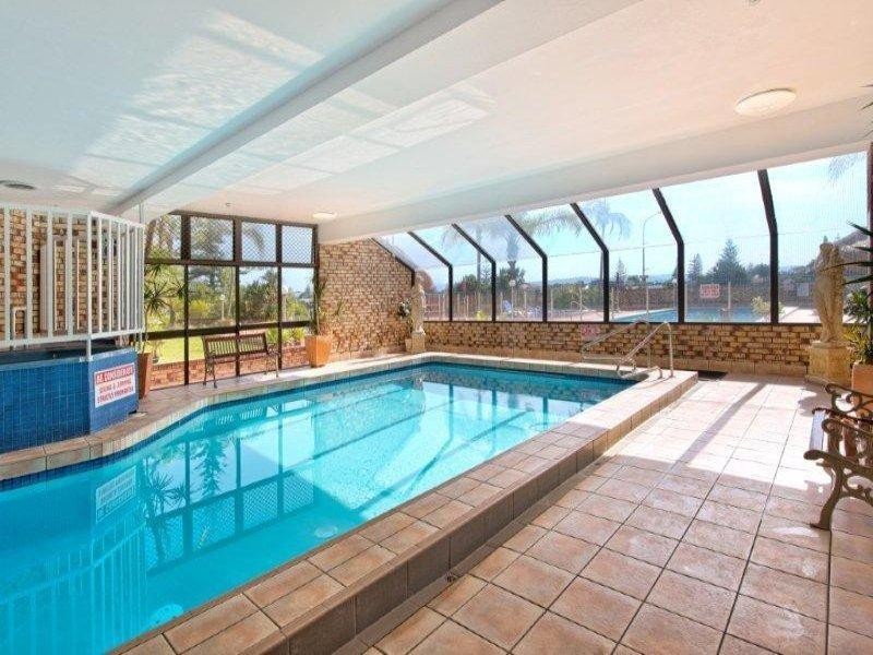 33 Thornton Street, Surfers Paradise QLD 4217