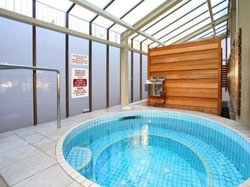 2 Admiralty Drive, Surfers Paradise QLD 4217