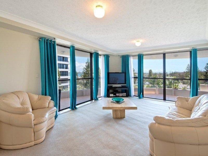 3 Cunningham Avenue, Main Beach QLD 4217