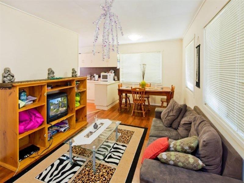 38 Alicia Street, Southport QLD 4215