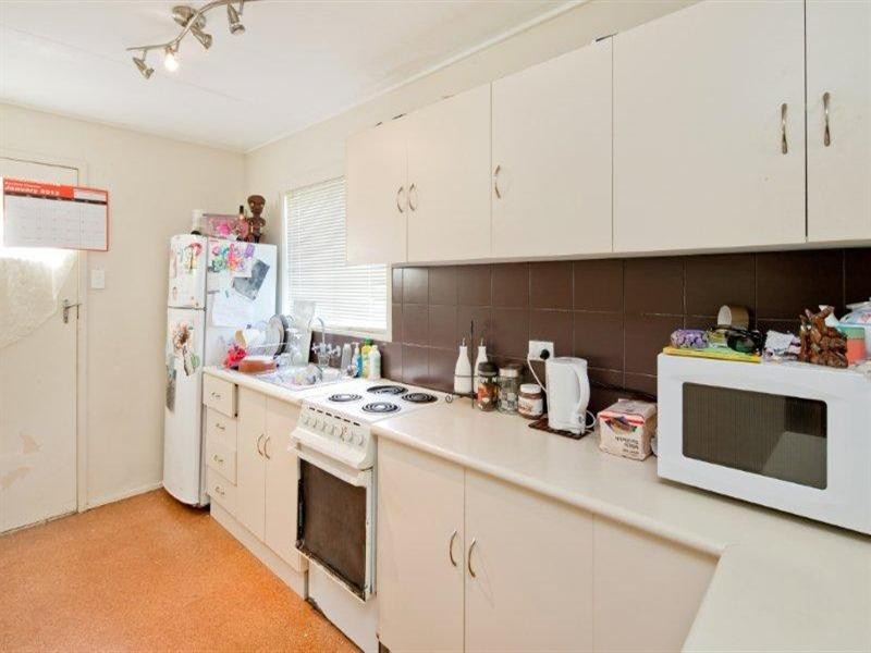 38 Alicia Street, Southport QLD 4215