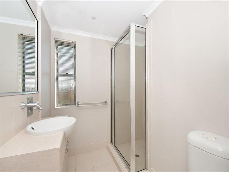 15 Wharf Road, Surfers Paradise QLD 4217