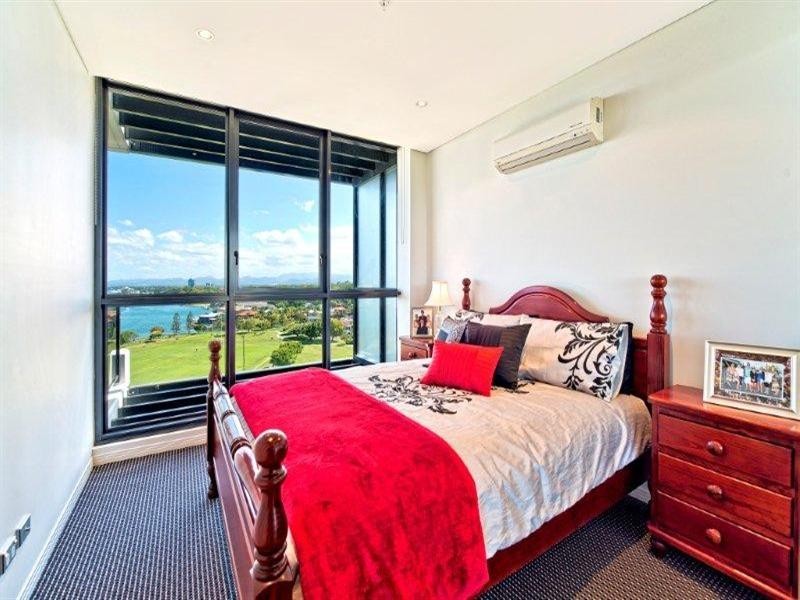 2 Aqua Street, Southport QLD 4215