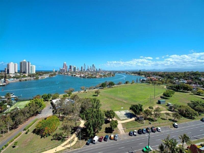 2 Aqua Street, Southport QLD 4215