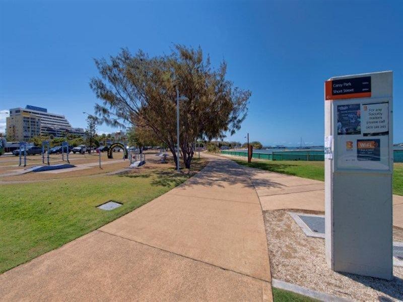 3 Como Crescent, Southport QLD 4215