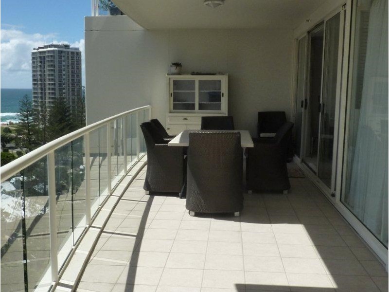 1 Lennie Avenue, Main Beach QLD 4217