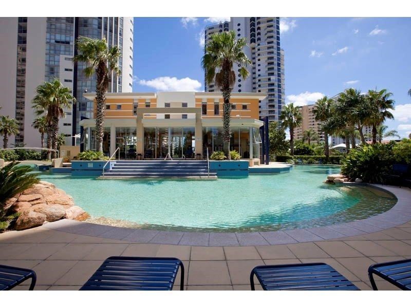 1 Lennie Avenue, Main Beach QLD 4217