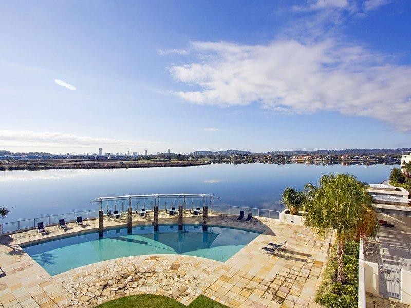 255 Varsity Parade, Varsity Lakes QLD 4227