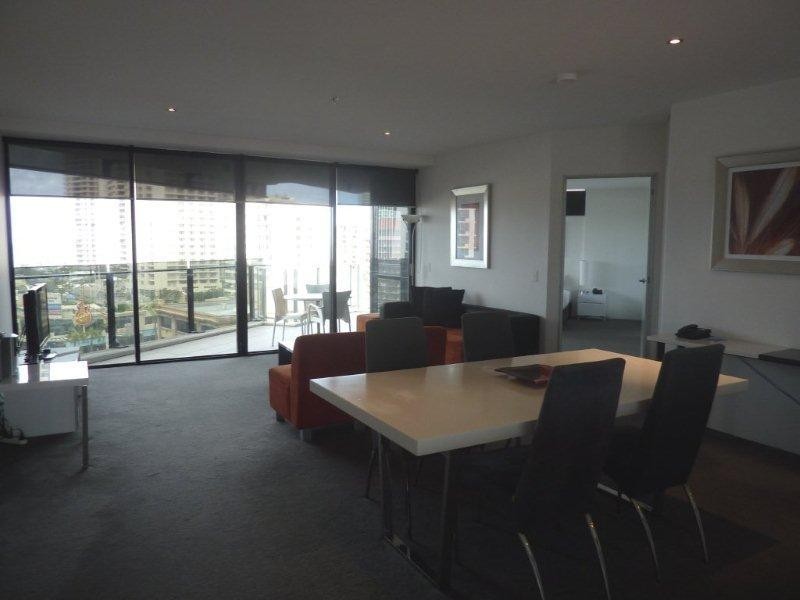 9 Ferny Avenue, Surfers Paradise QLD 4217