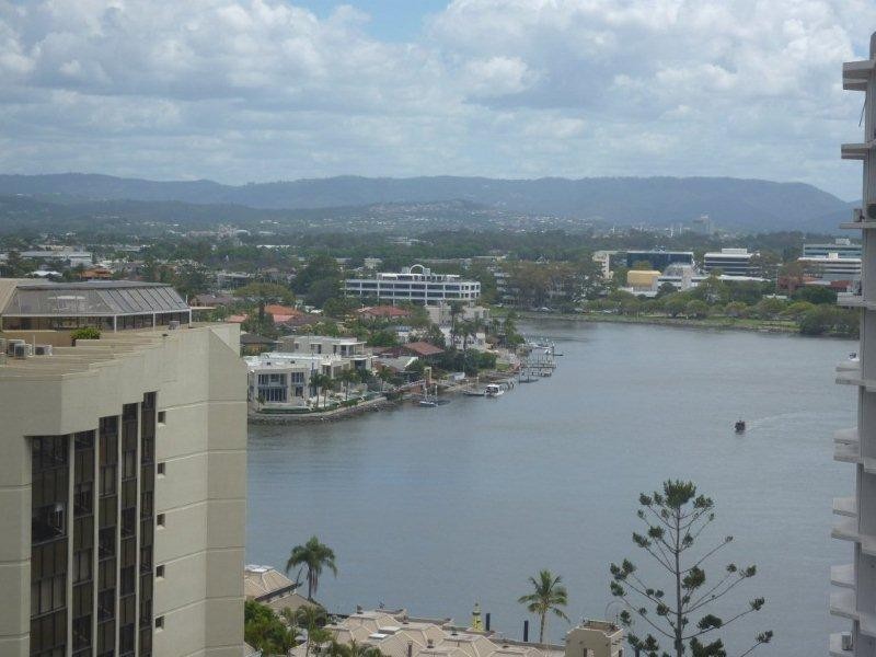 9 Ferny Avenue, Surfers Paradise QLD 4217