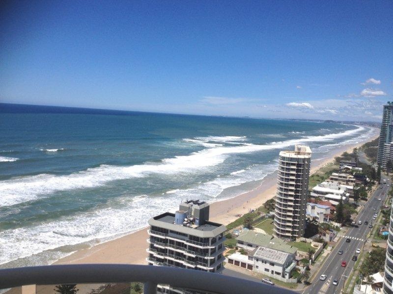 74/59 Pacific Street, Main Beach QLD 4217