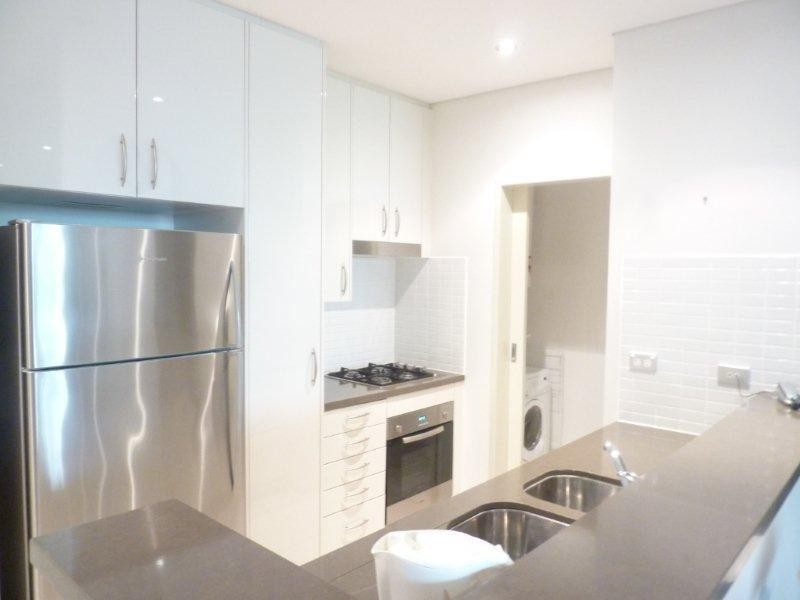 1 Aqua Street, Southport QLD 4215