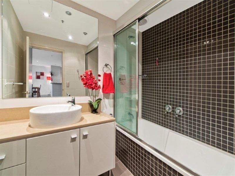 1 Aqua Street, Southport QLD 4215