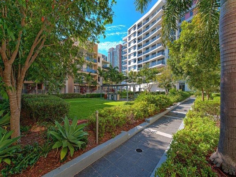 1 Aqua Street, Southport QLD 4215