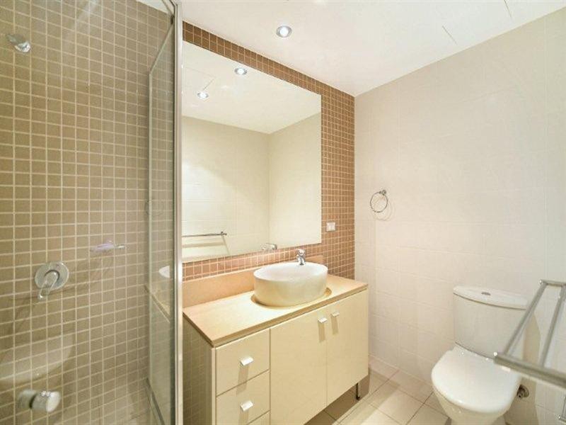 1 Aqua Street, Southport QLD 4215